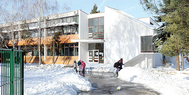 Хуманитарни турнир у Новом Саду: Мали фудбал за помоћ оболелом Николи